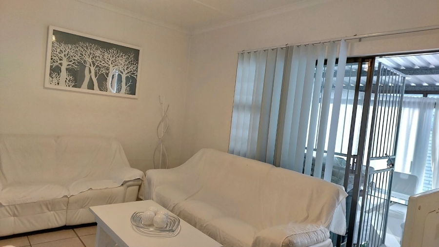 2 Bedroom Property for Sale in Gonubie Eastern Cape